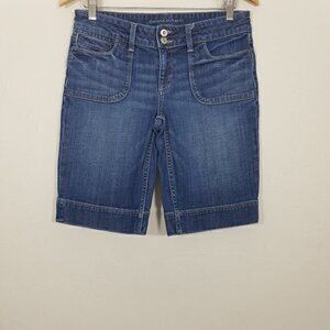 Banana Republic Classic Jean Shorts Size 6
